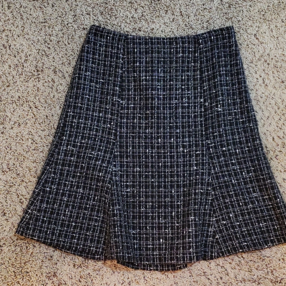 Rafaella black, white, gray skirt, size 6